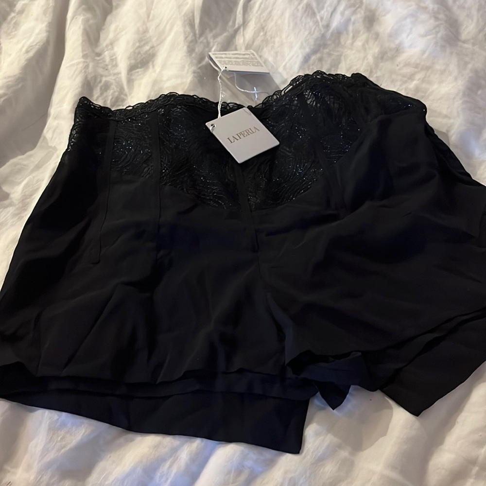 NWT La Perla Silk and Lace Tap Pants/Shorts—Size Medium